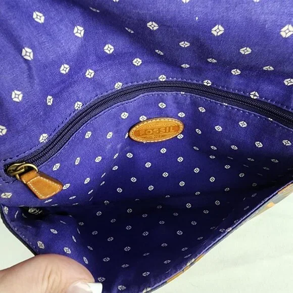 FOSSIL Brown Tropical Print Crossbody Purse - Picture 6 of 9